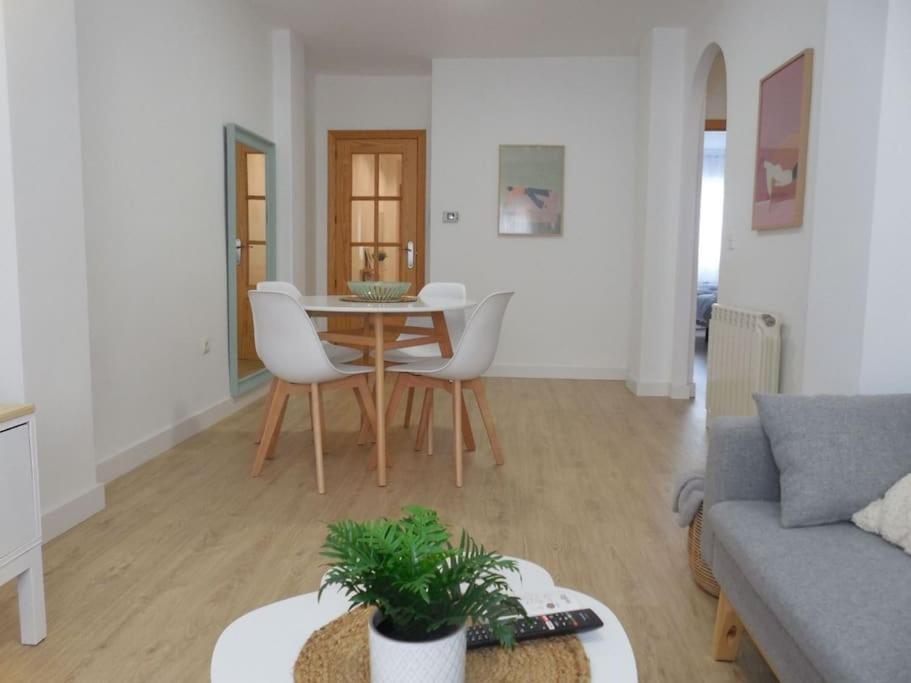 Precioso Piso De 2 Habitaciones Armilla Extérieur photo