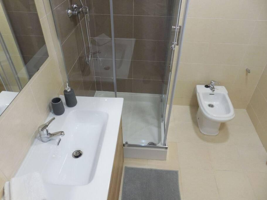 Precioso Piso De 2 Habitaciones Armilla Extérieur photo